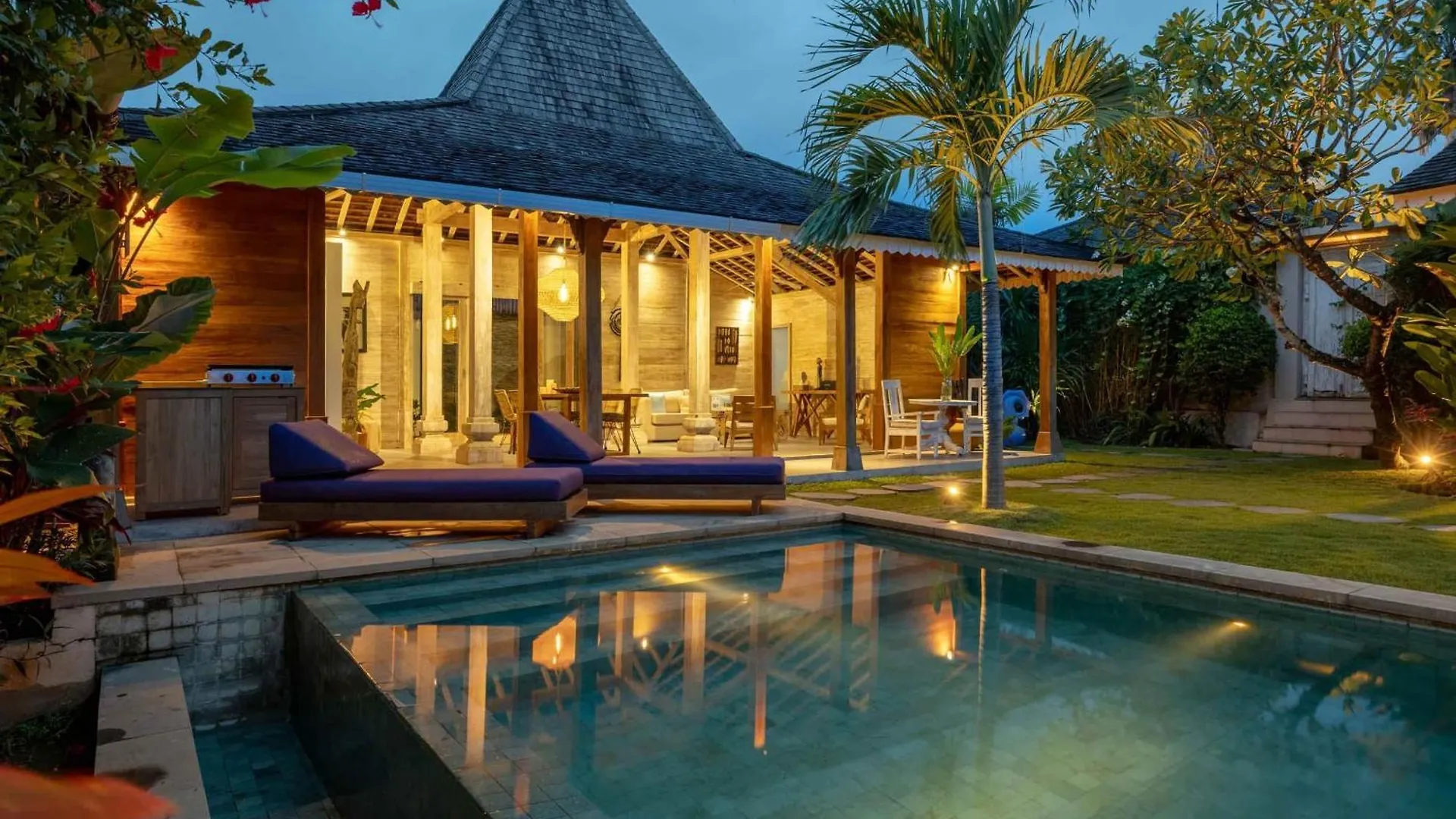 Villa Du Bah - Family Gateway 3Br Villa 12Min To Beach With Private Pool And Parking Kerobokan